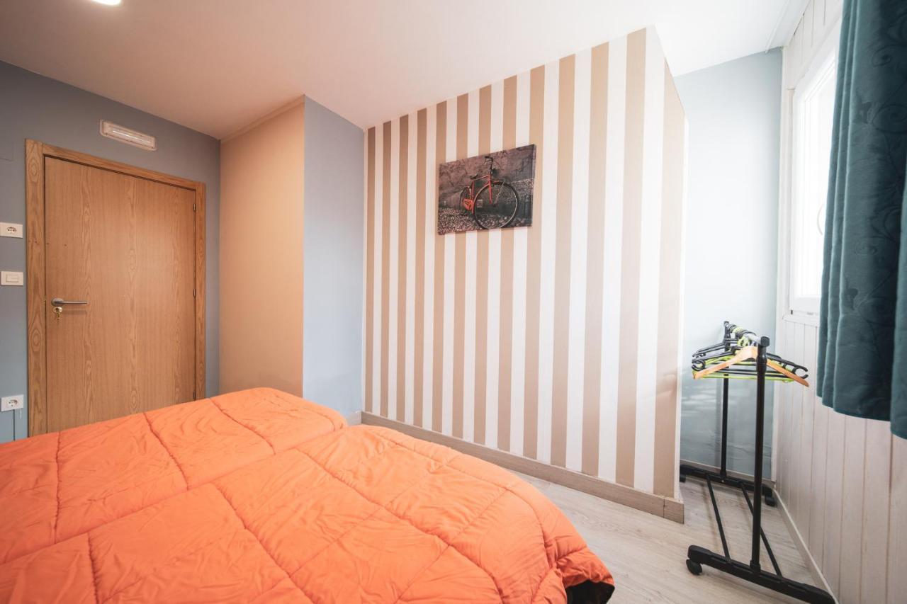 Albergue Barullo - Cubiculos - Literas - Habitaciones Саррія Екстер'єр фото