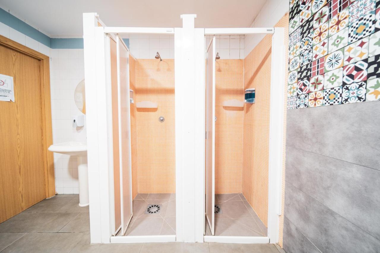 Albergue Barullo - Cubiculos - Literas - Habitaciones Саррія Екстер'єр фото