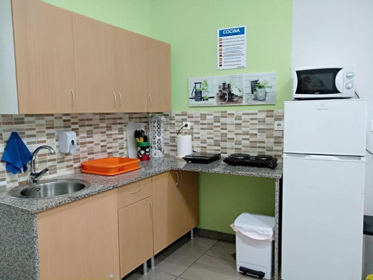 Albergue Barullo - Cubiculos - Literas - Habitaciones Саррія Екстер'єр фото